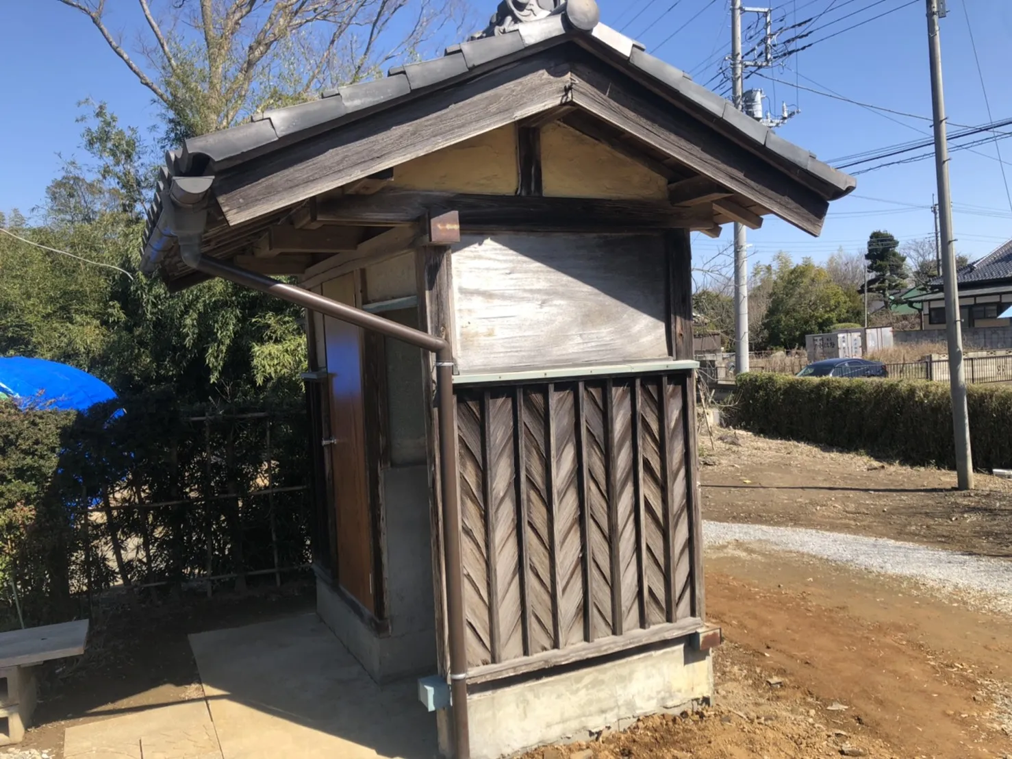 河内町I様板金貼り